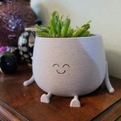 20210818_085714.jpg STL file Sitting Happy Flower Pot・3D printing design to download