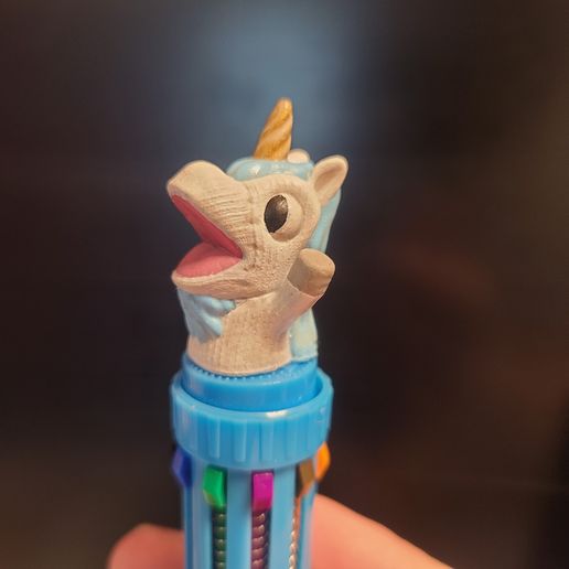 Unicorse Lawyer Bear Finger Toy & Keychain (Easy print no support)