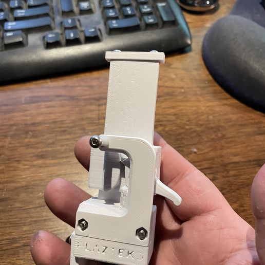 IMG_7777.jpg V1.0 Filament auto loader. Never run out of filament during a print Again!   Check out my new design....Version 2.0 has bee released!