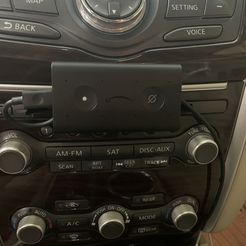 IMG_3916.resized.jpg Free 3D file Echo Auto Mount for CD Player・Template to download and 3D print