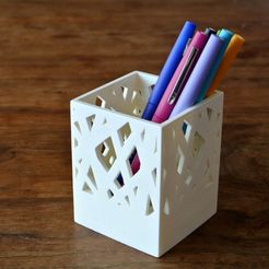 p1.jpg Pen Stand