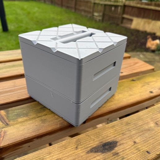 thumbnail_IMG_6656.jpg Stapelbare Aufbewahrungsboxen für Wetterschutzmittel AK 35ml