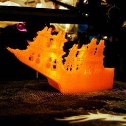 Brennendes Schiff Fraktales Boot