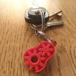 WhatsApp-Image-2022-09-24-at-6.28.30-PM.jpeg STL file Little Gear Keychain - Print In Place・3D print object to download, bhenzo