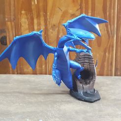 01.jpg Archivo STL gratis Blue Eyes White Dragon yu gi oh・Modelo para descargar y imprimir en 3D
