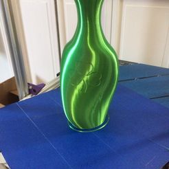 81a04a39367bb67a6b0156fdea4ea911_display_large.jpeg St Patty's Clover Vase