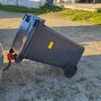 krok-søppeldunk.jpg car cuplingThis is a for garbage box