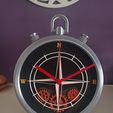 IMG_20240408_121825.jpg Desk clock with nautical motifs