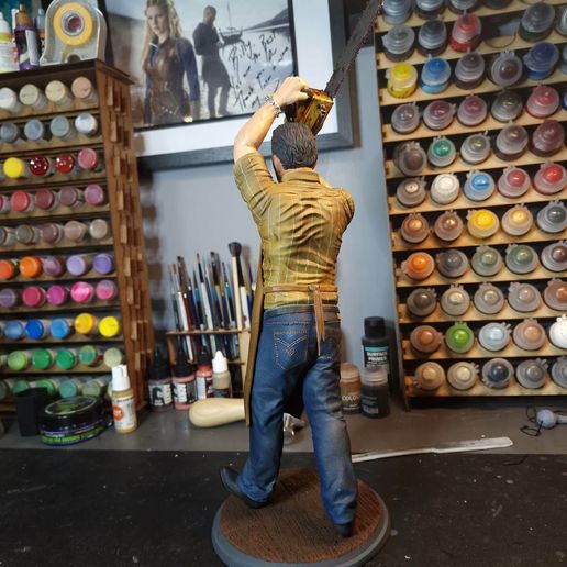 329757233_579262100778003_6539285547947161712_n.jpg Leatherface