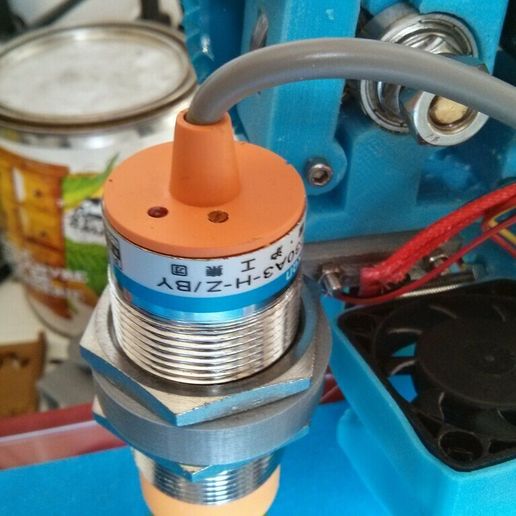 IMG_20150329_113131.jpg Parametric proximity sensor mount for Wade L3K Extruder