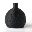Midnight-Form-Vase.jpg Ваза Midnight Form - скульптурная геометрическая ваза матово-черного цвета