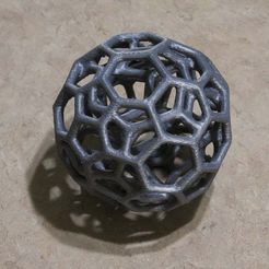 IMG_9828_voronoi_sphere.jpg Бесплатный STL файл Voronoi Globe Ornament・3D-печатный дизайн для скачивания