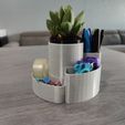 IMG_20231010_160711.jpg Modern Desk Organizer (No Support Nedded)