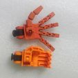 01.jpg Transformers Optimal Optimus Vintage Arm Shields, Weapon and Poseable Hands