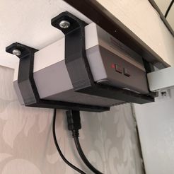 IMG_1434.JPG Fichier 3D gratuit Support pour Nintendo Nes Mini・Idée pour impression 3D à télécharger