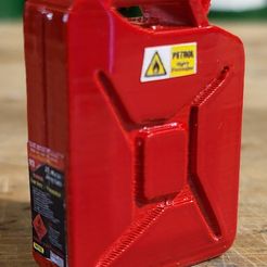 Jerry-Can-Red.jpg 1/14 scale 20L Jerry can