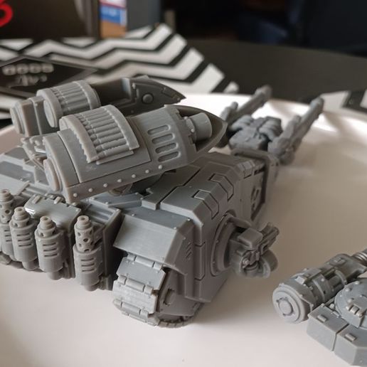 516d99f742ad0cb03a300f7f4ee1a2498563099b.jpg Char de combat SICARUS EN MULTIPLES COMBINAISONS