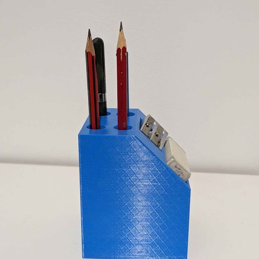 prop2.jpg Pen caddy