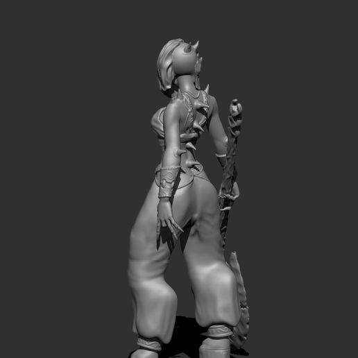 pose1-3.jpg Mirika Dämonin Scharfrichterin