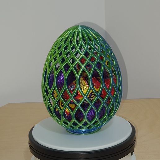 20220412_195608.jpg Easter egg present and decoration 2022
