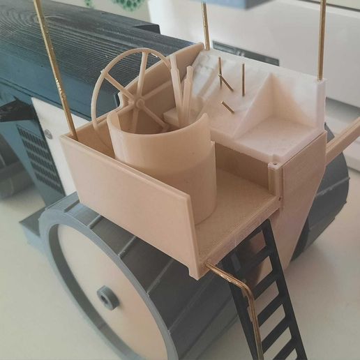 339127231_144675728288108_5227787173608701479_n.jpg 1/14 scale RC old road roller