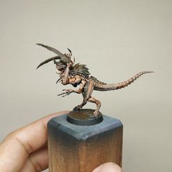 Страшно выглядящий HD конструктор когтистых войск космических жуков