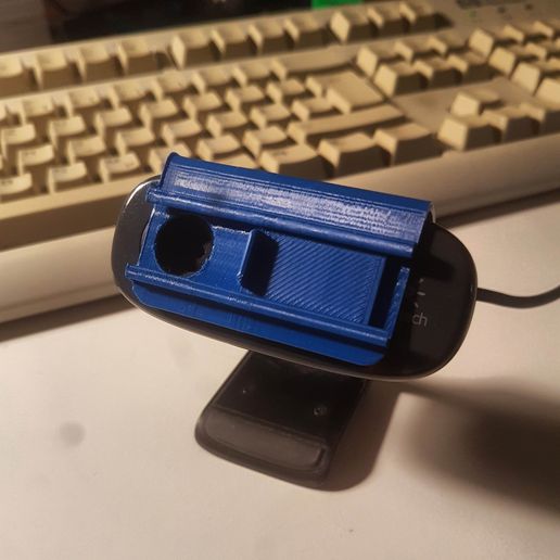 IMG_20200328_215129_DRO.jpg Logitech C270 Webcam Cover