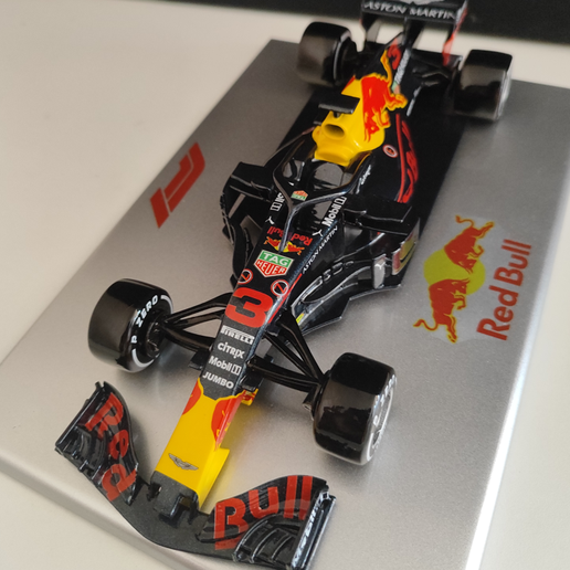 Captura-de-pantalla-2025-05-12-175915.png F1 AUTO RB 14 - 1:18