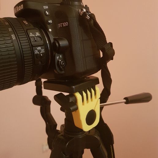 20180615_152036.jpg support de caméra pour trépied