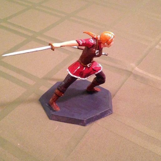 FemaleKnight_3_display_large.jpg Cavaleiro feminino (várias poses)