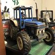 Pe) ee i oY FORD 1/10 tractor (RC version)