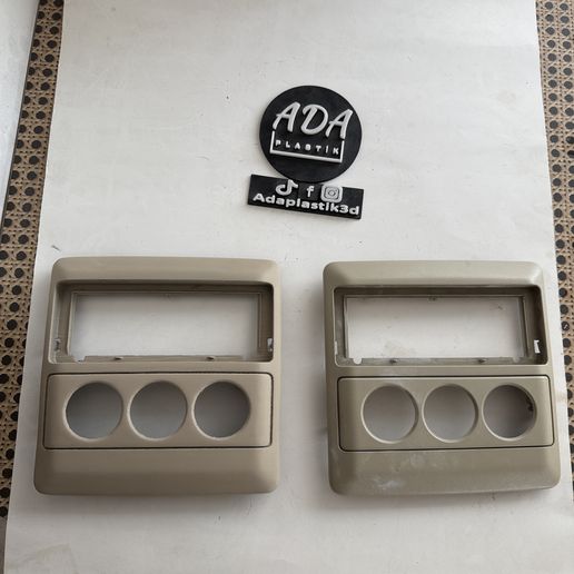 Land Rover Discovery 3 - Discovery 4 ceiling lamp frame c95yf 161367