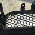 IMG_1961.jpg Seat Leon Toledo 1m 99-05. Верхняя внешняя сотовая решетка переднего бампера.