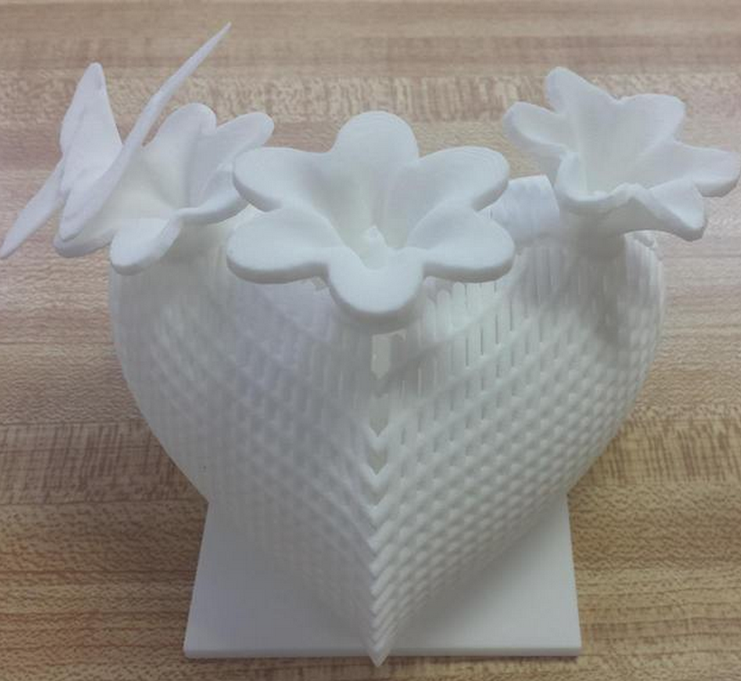 Capture_d__cran_2015-08-11___11.19.50.png Download free STL file Flowery Heart • 3D print design, Kay