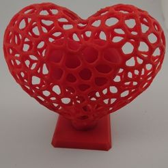 f65666758ffdd10ced569010dc44b7ac_display_large.jpg STL-Datei Voronoi Chambered Heart (Medium) mit inneren Stützen・3D-druckbares Modell zum Herunterladen