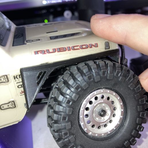 IMG_3216.jpg scx24 gladiator fender delete