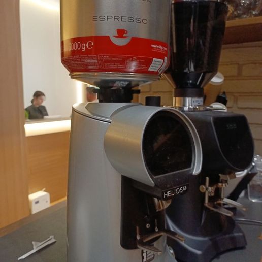 ☕ Eureka Helios 65 to Illy 3kg Tin Hopper Adapter・ STL File for