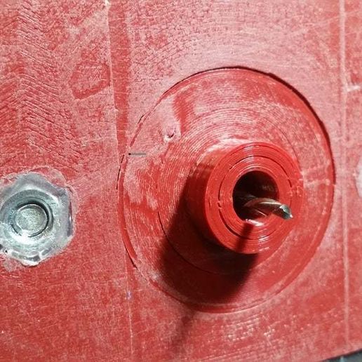 20180922_185025.jpg Dremel Plunge Router with screw-on bushing