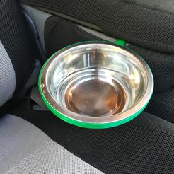 61093227_10218805407387597_7338775283979255808_n.jpg Free STL file Truck Dog Bowl Holder・3D printing idea to download