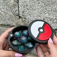 Imagen-de-WhatsApp-2023-10-21-a-las-14.15.50_9d0adf92.jpg Pokeball Dice Holder