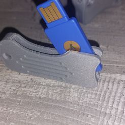20221018_223043.jpg STL-Datei SLIM Yubikey Flipping SAFE・Modell zum Herunterladen und 3D-Drucken