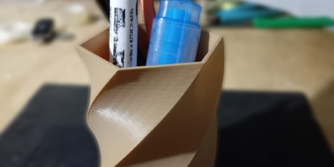 Pen holder