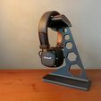 007.jpg Headphone stand