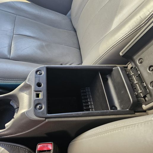 Trailblazer, Bravada, Envoy, rainier console latch repair