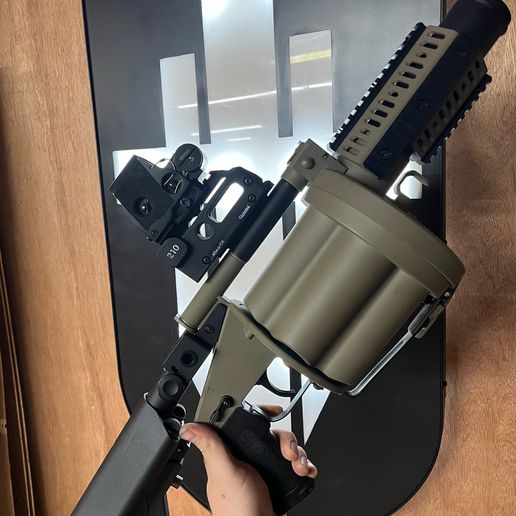 image5.jpeg Base de visée réglable "The Tomahawk" pour lanceurs de grenades