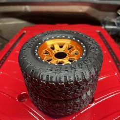 IMG_7632.jpg STL file RaceLine Beadlock Wheel with Toyo Open Country 2 Tire Stack - Toothbrush Holder, Coin Holder, Planter・3D printing template to download