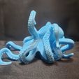20221202_170851.jpg Octopus Phone Stand