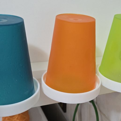 3 cup holders for e.g. toothbrush cups - 3D model önizlemesi