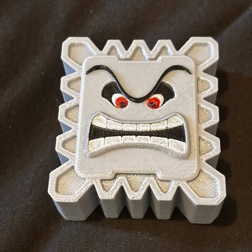 Bottle Opener Thwomp V2 (Destapador de botellas Roca Picuda) - 3D model önizlemesi