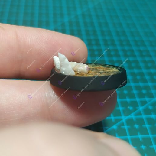 IMG_20210723_104600.jpg Основания полые сверху.